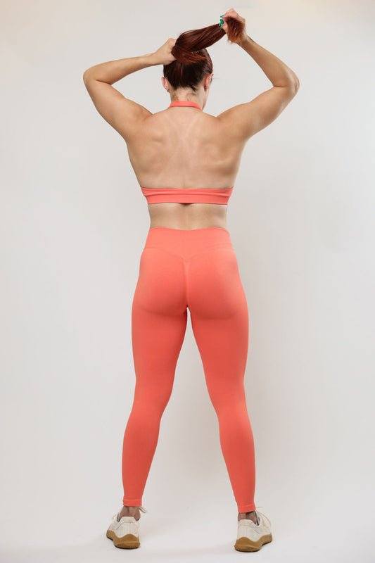 MUSE HALTER TOP